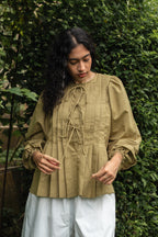 Alma Linen Pleated Top in Moss
