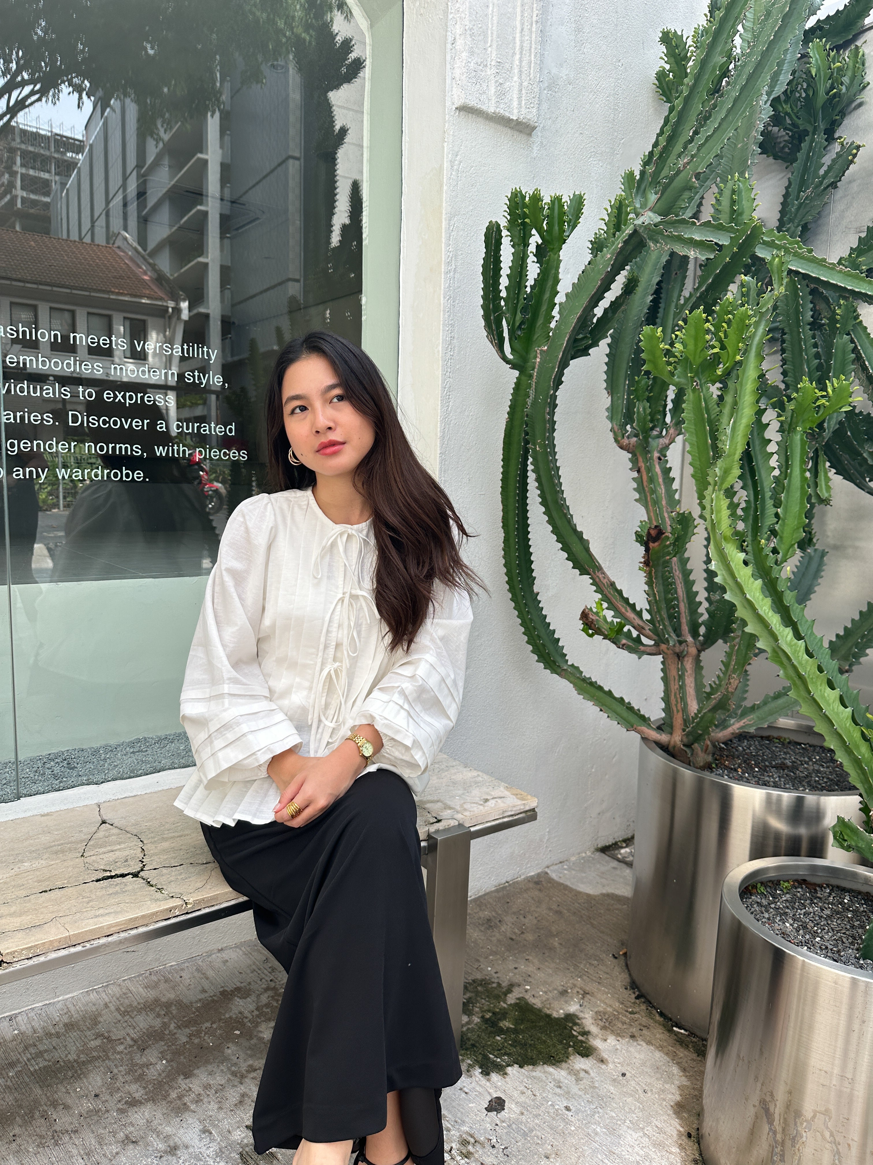 Alma Linen Pleated Top in Off White