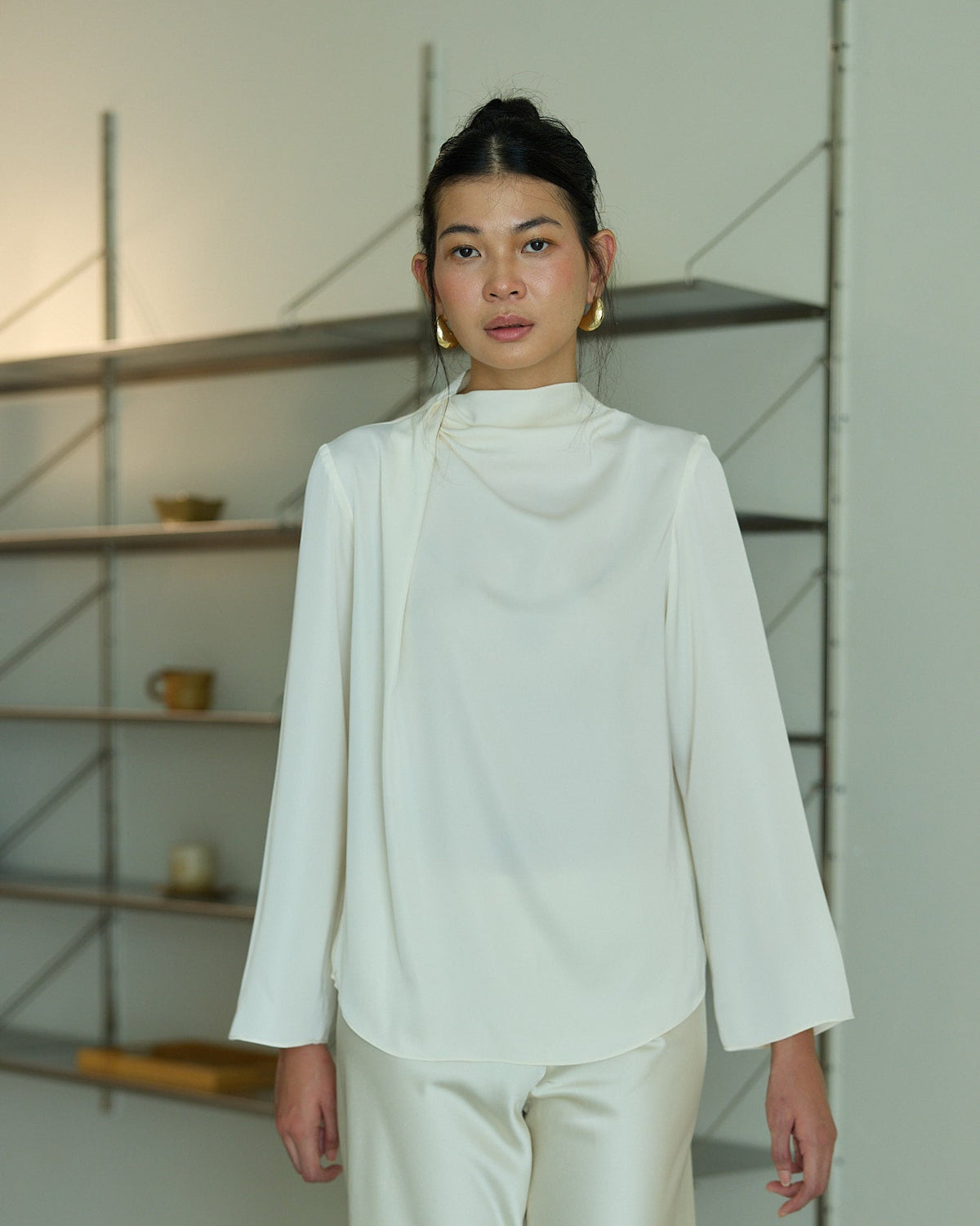 Roa in Ivory