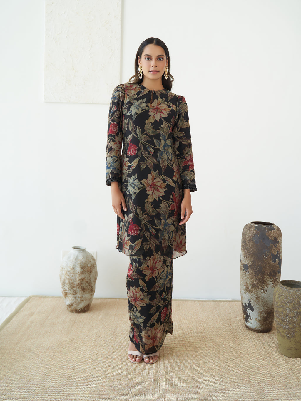 Amara Kurung in Black