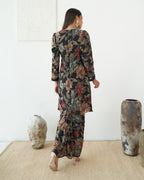 Amara Kurung in Black