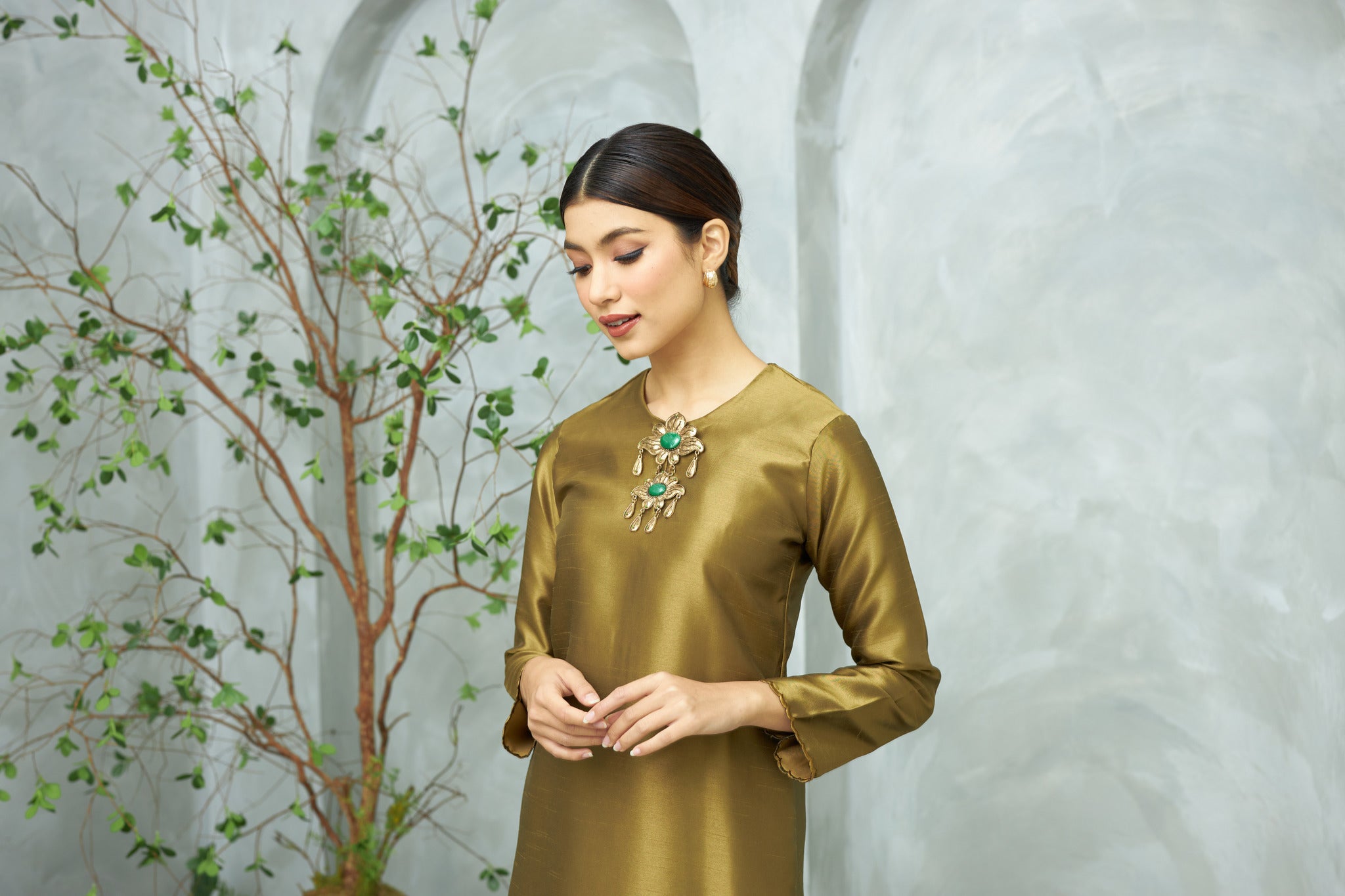 Iman Kurung in Olive