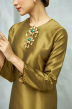 Iman Kurung in Olive